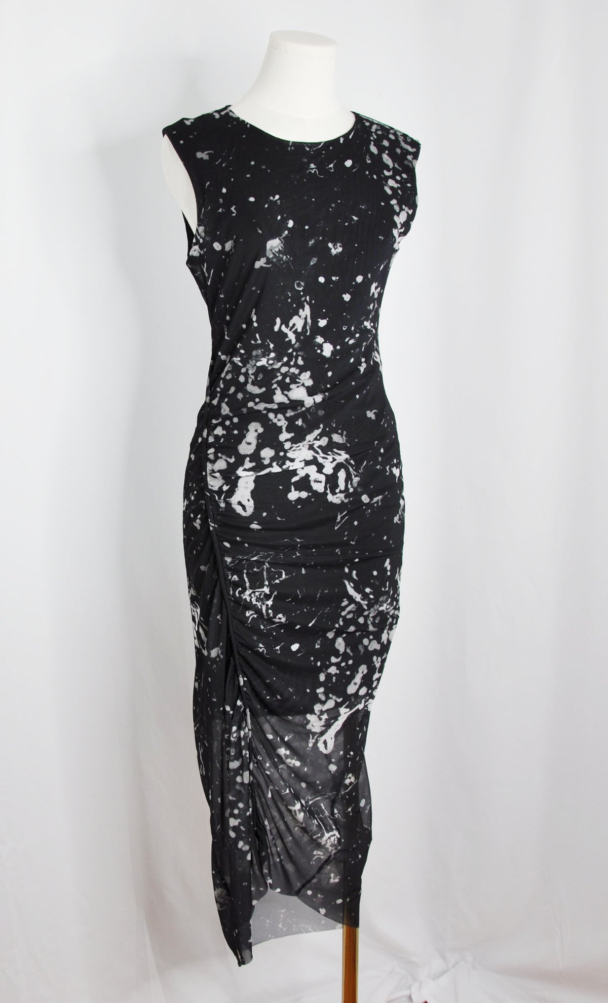 Vintage AllSaints 2018 Nora Portland Dress with Black and White Pattern in Excellent Condition - size 4