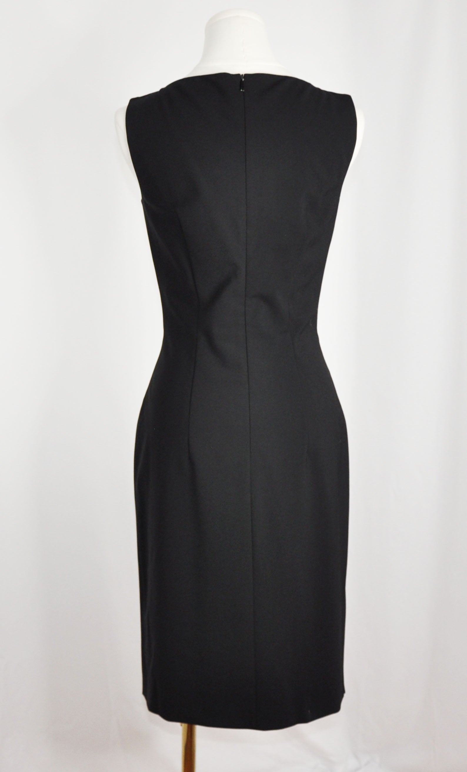 Vintage 2010s Hugo Boss Black Sheath Dress in Excellent Condition - Size 0