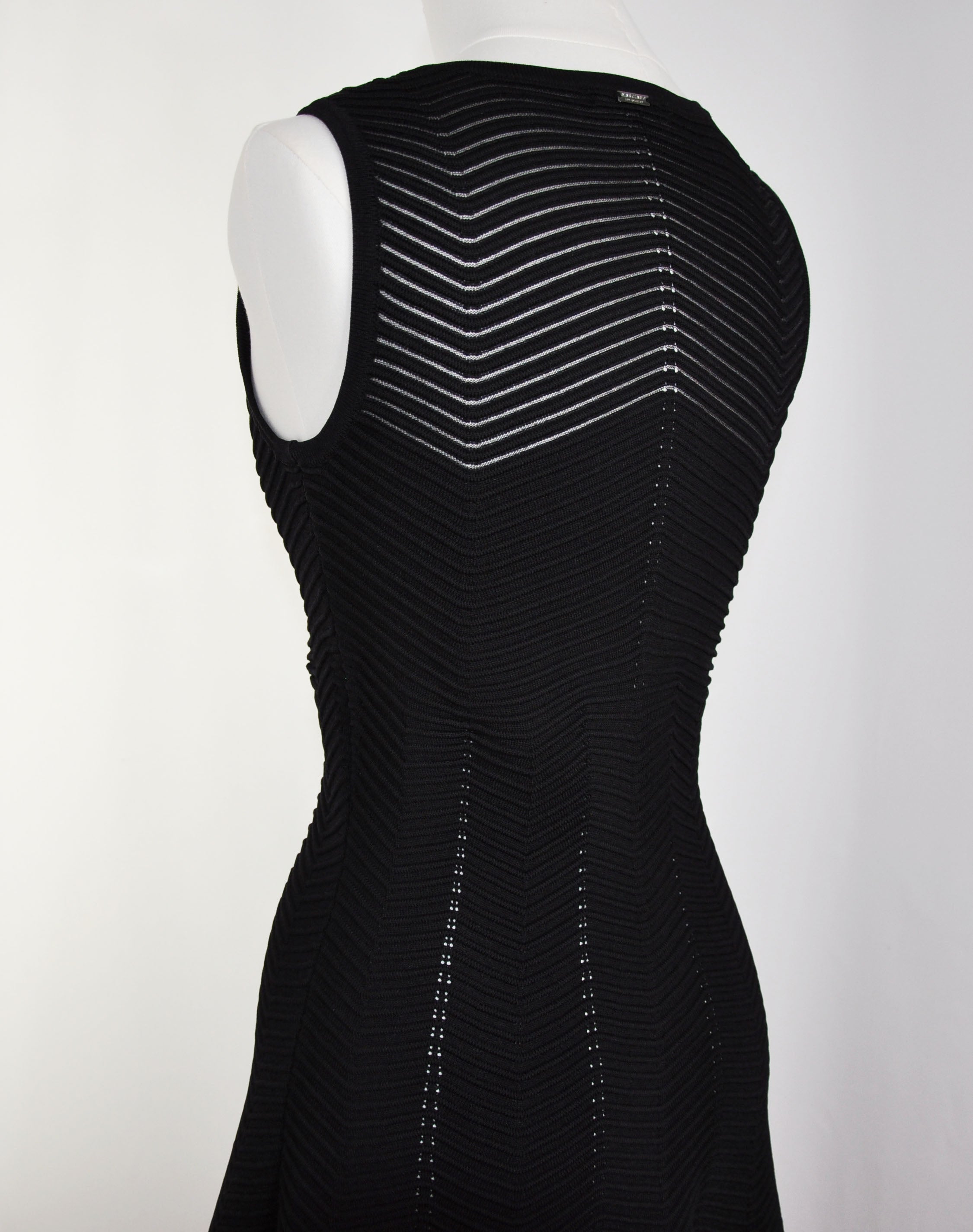 Vintage Marciano 2010s Knit A-line Black Dress in Excellent Condition - Size 1 stretchable