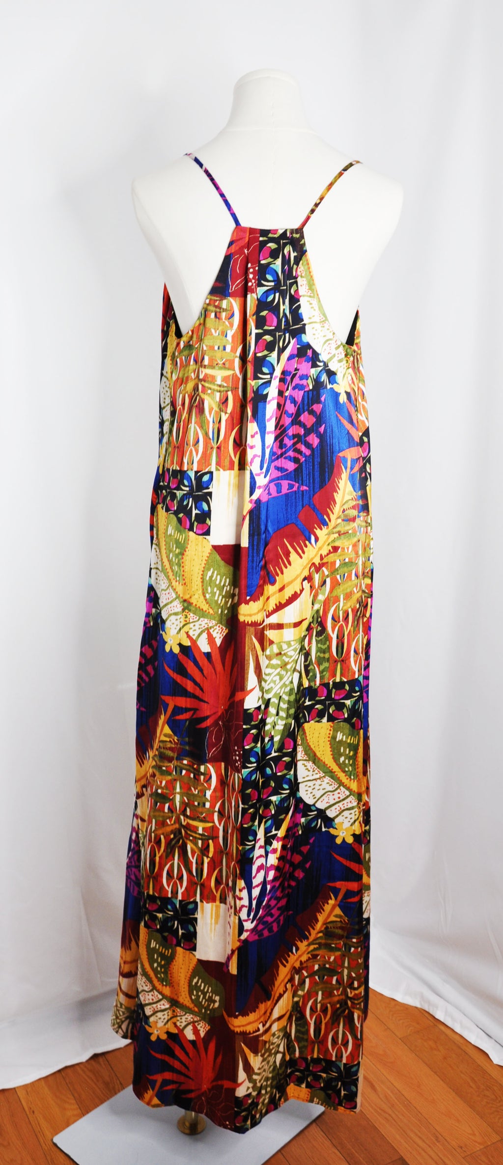 Pre-owned Tahari 2025 Colorful Long Summer Dress in Like-new condition - Size L